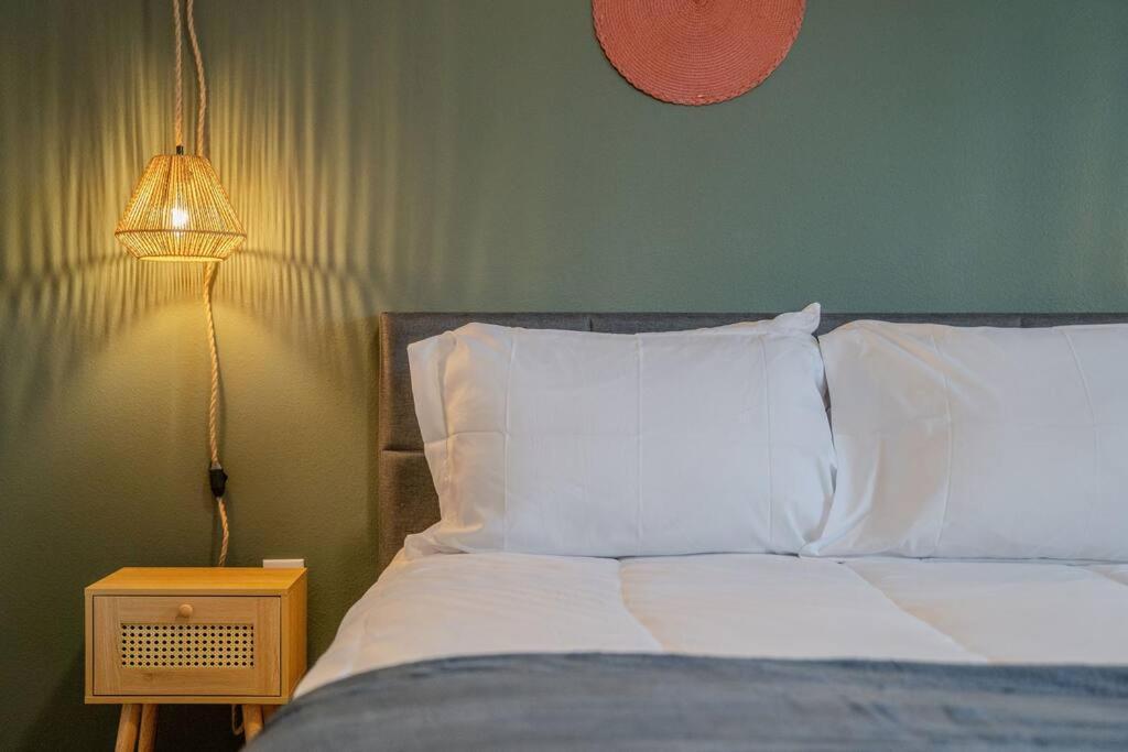 Complete Apartment ,10 Min To Parks Pets Allowed, Resort-Style Amenities Orlando Eksteriør bilde