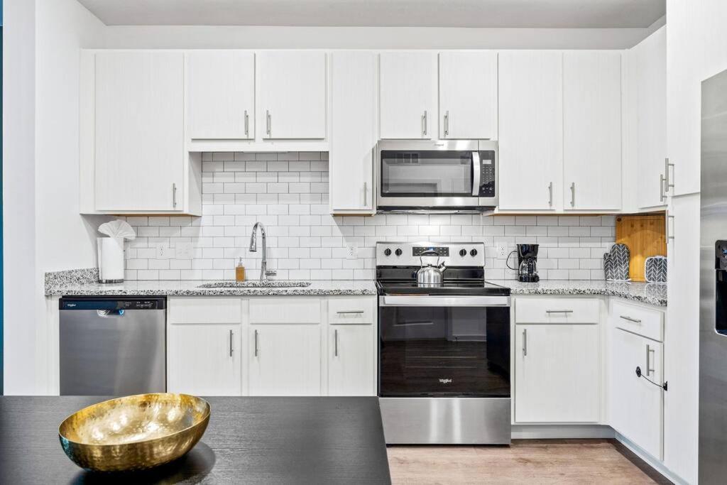 Complete Apartment ,10 Min To Parks Pets Allowed, Resort-Style Amenities Orlando Eksteriør bilde